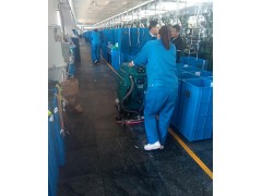 龍巖超市手電動洗地機做地面清潔｜